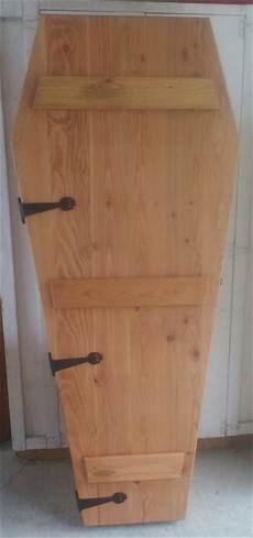 Coffin Shelf