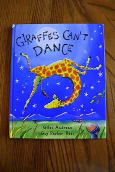 Giraffe Bookshelf
