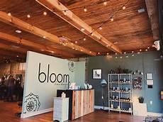 Hair Salon Displays