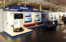Retail Display Monitors