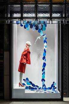 Store Display Fixtures